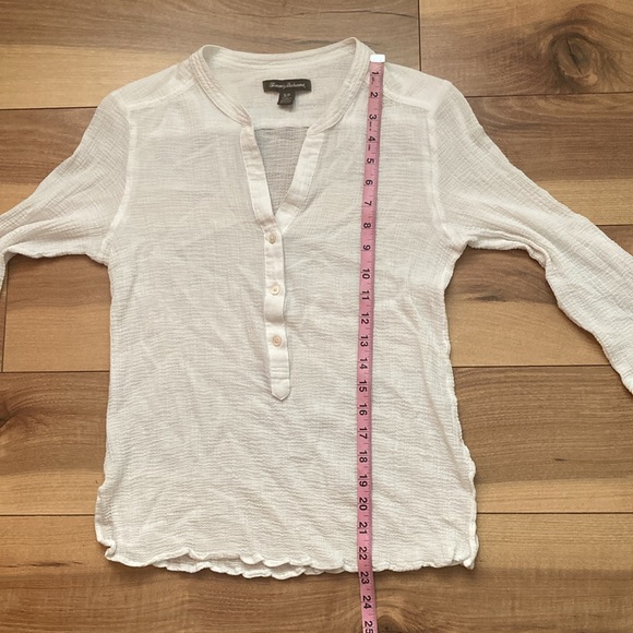 Tommy Bahama White Henley 3/4 Sleeve Top - Picture 5 of 6